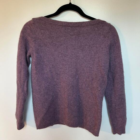 Tahari purple/ lavender 100% cashmere boatneck sweater size M - Picture 7 of 7